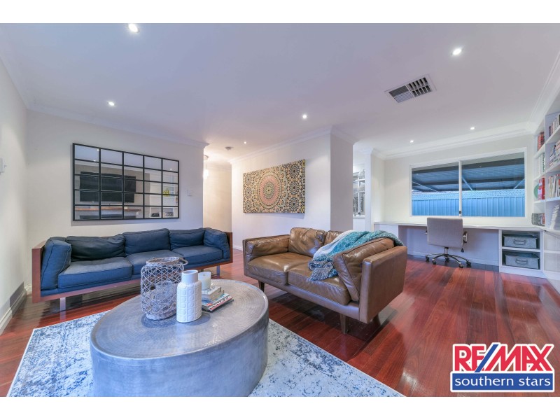 66 Grenadier Drive, Thornlie WA 6108