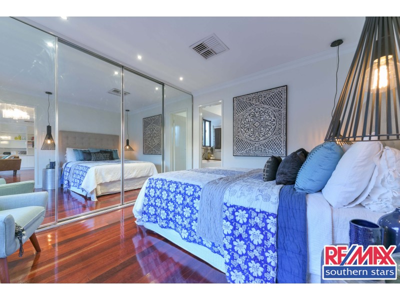 66 Grenadier Drive, Thornlie WA 6108