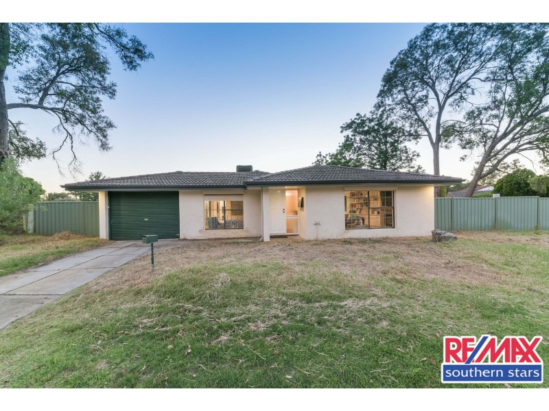 66 Grenadier Drive, Thornlie WA 6108