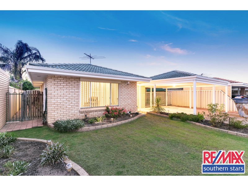 24 Beard Place, Queens Park WA 6107