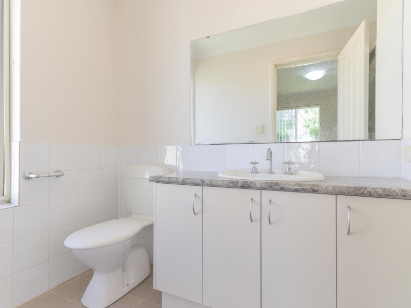 1/2 Arthur Street, Cannington WA 6107