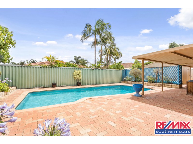 13 Sellen Court, Leeming WA 6149