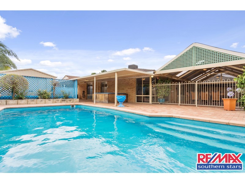 13 Sellen Court, Leeming WA 6149