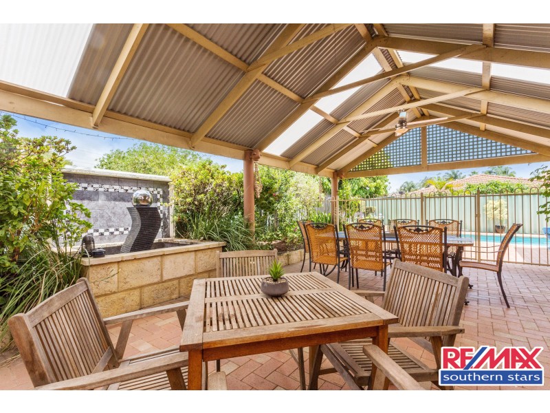 13 Sellen Court, Leeming WA 6149