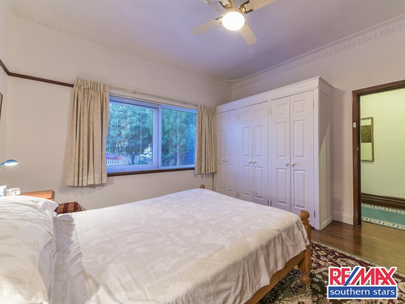 97 Mallard Way, Cannington WA 6107