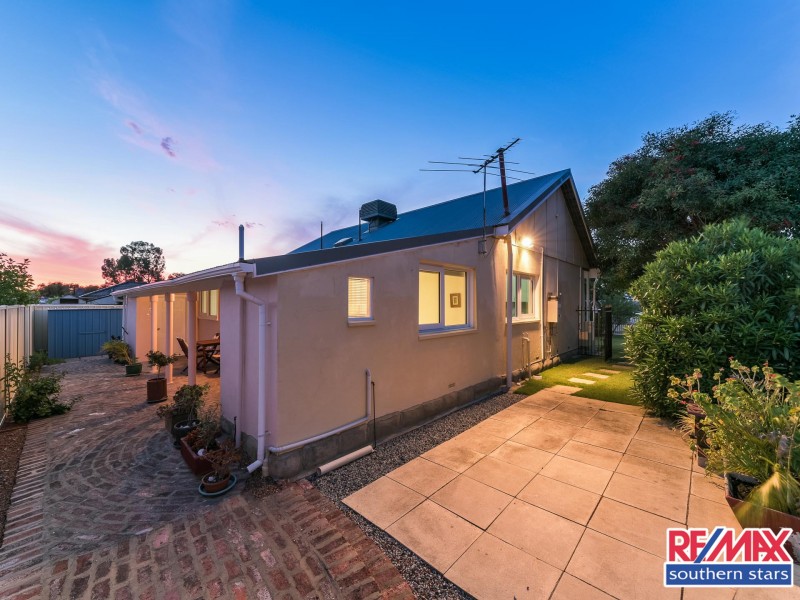 97 Mallard Way, Cannington WA 6107