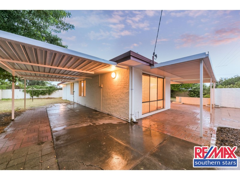 10 Leybourne Street, Thornlie WA 6108