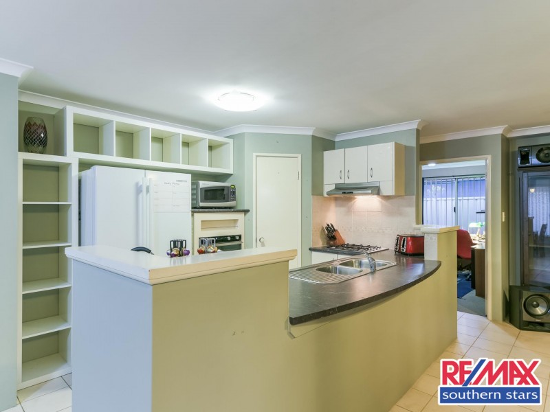 40 Magma Road, Wattle Grove WA 6107