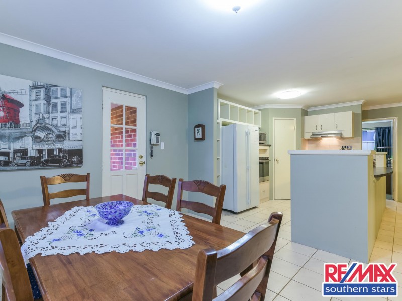 40 Magma Road, Wattle Grove WA 6107