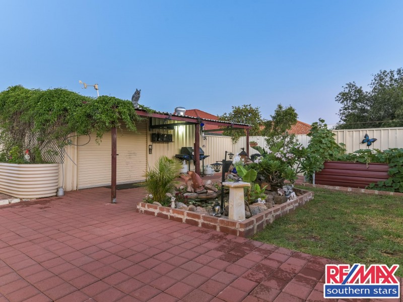 40 Magma Road, Wattle Grove WA 6107