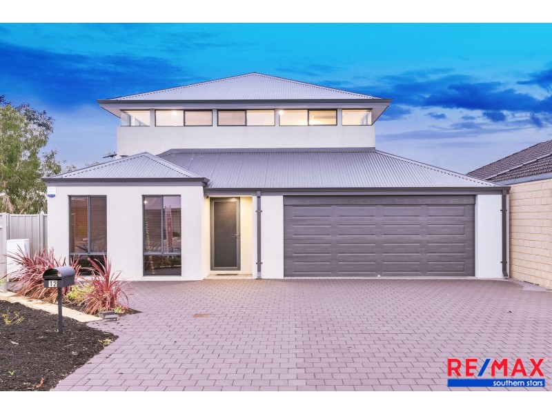 12 Reginald Street, Queens Park WA 6107