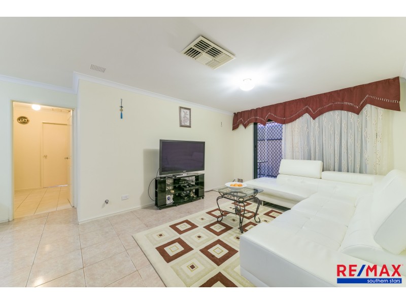 17 Richards Place, Cannington WA 6107