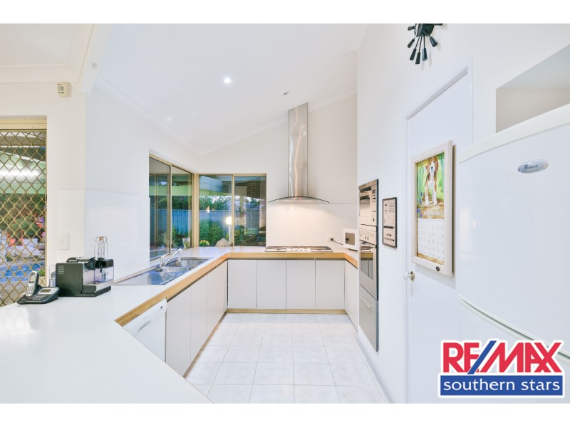 17 Haywood Trail, Leeming WA 6149