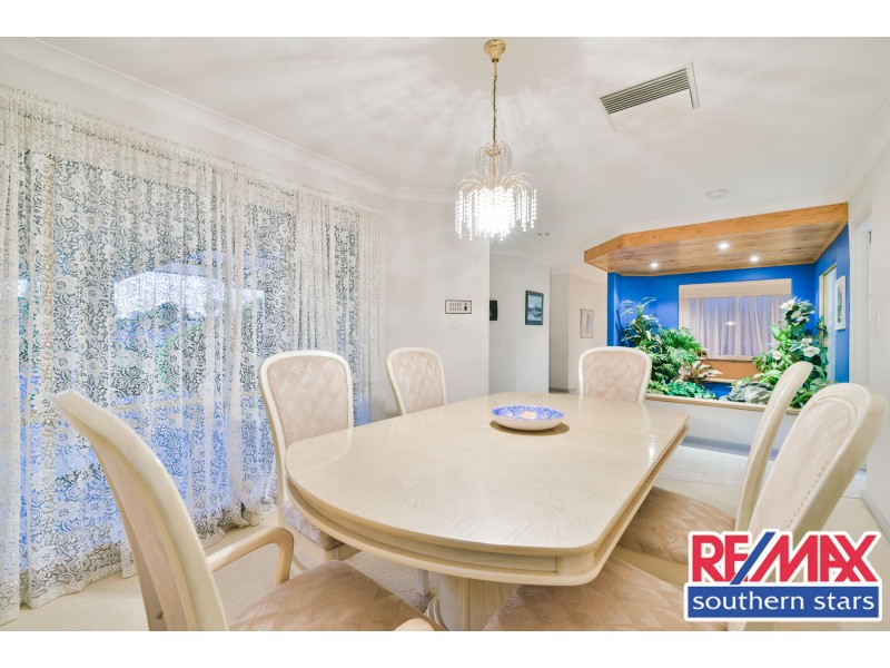 17 Haywood Trail, Leeming WA 6149