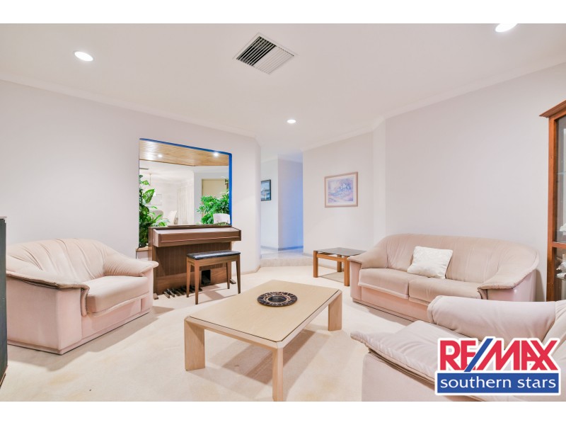 17 Haywood Trail, Leeming WA 6149