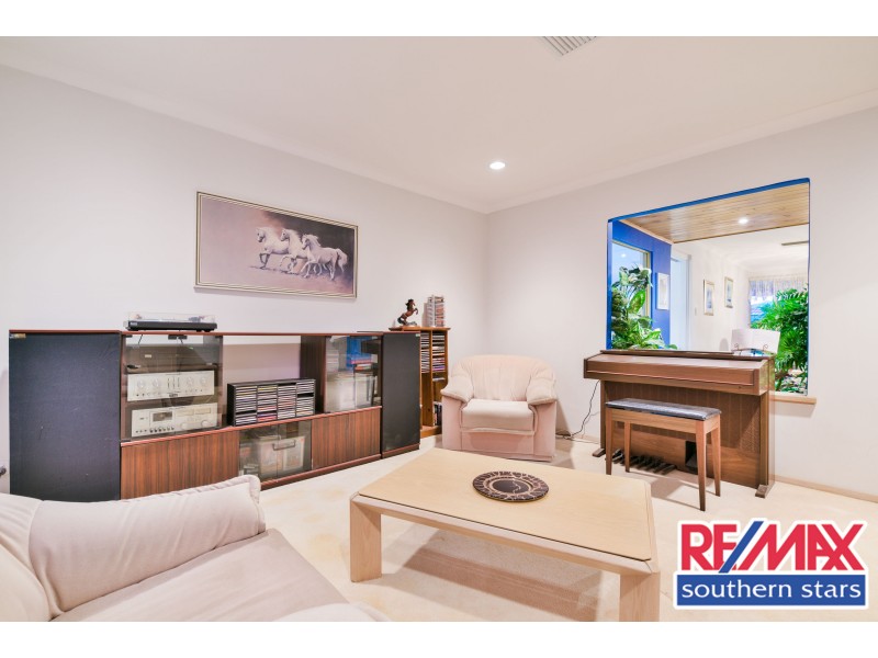 17 Haywood Trail, Leeming WA 6149