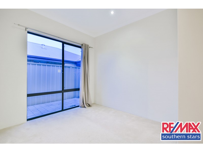 46 Kalari Drive, Wattle Grove WA 6107