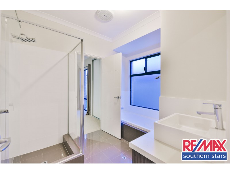 46 Kalari Drive, Wattle Grove WA 6107