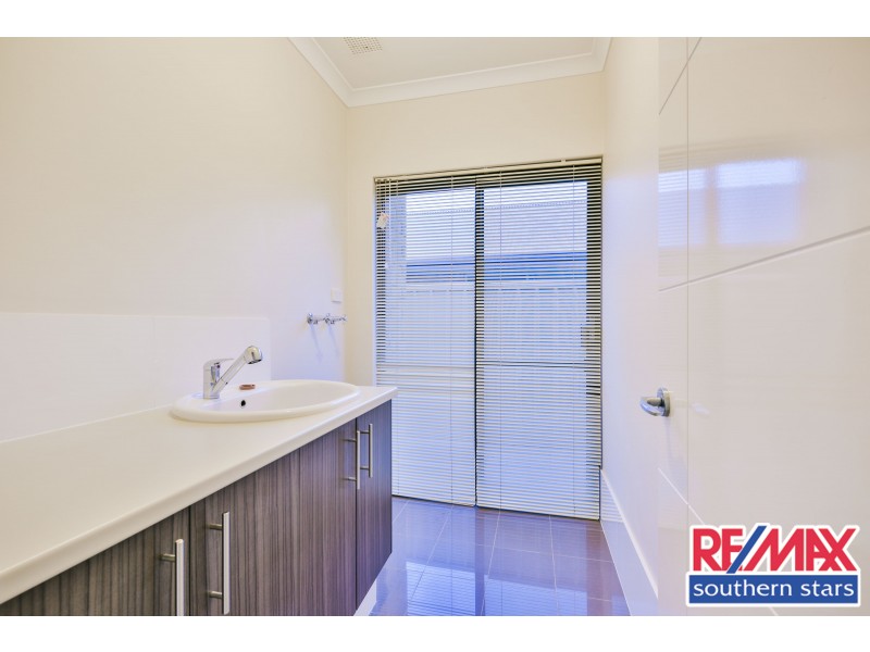 46 Kalari Drive, Wattle Grove WA 6107