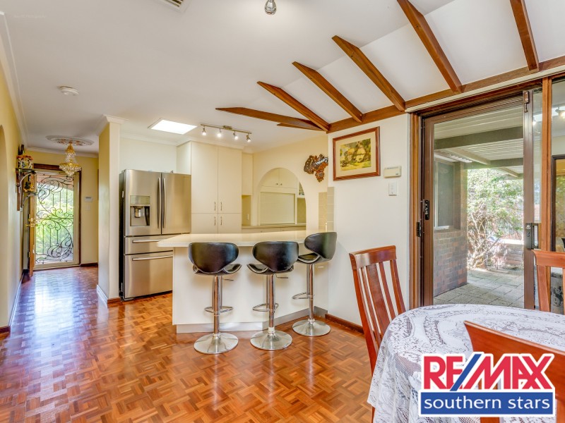 21 Galliers Avenue, Armadale WA 6112
