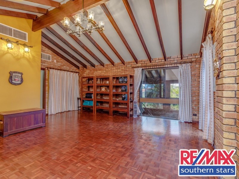 21 Galliers Avenue, Armadale WA 6112