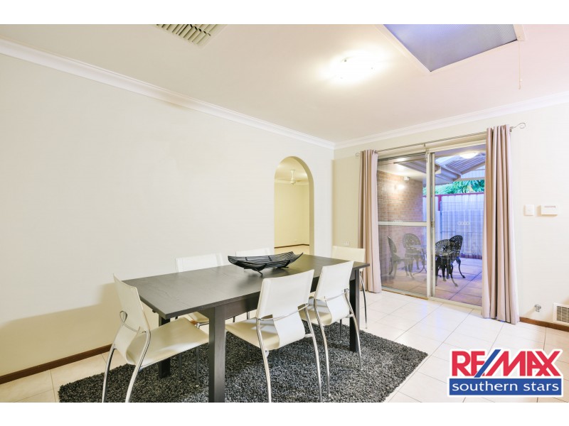 9 Blackbutt Way, Forrestfield WA 6058