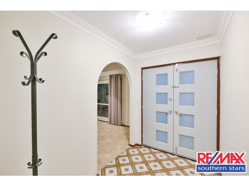 9 Blackbutt Way, Forrestfield WA 6058