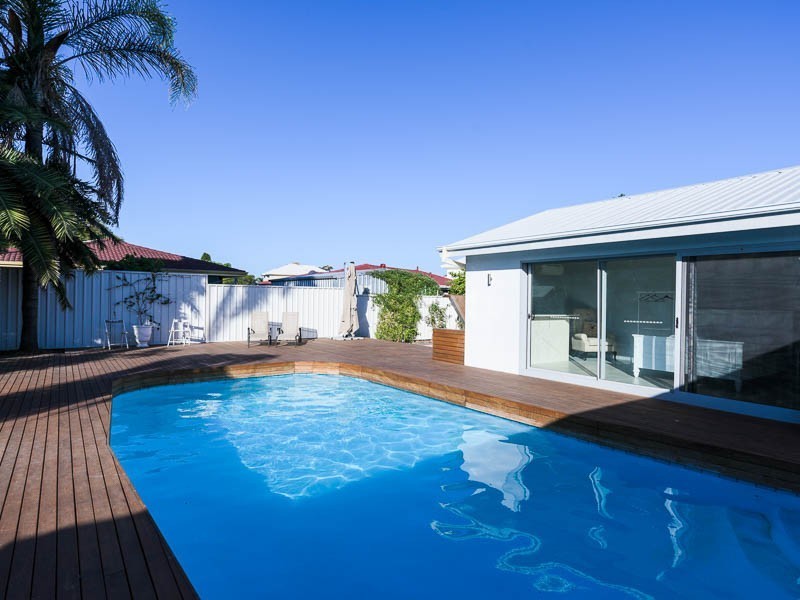 5 Rose Place, Wilson WA 6107