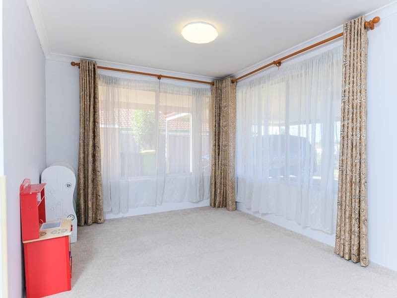 54 Veneta Circuit, Atwell WA 6164