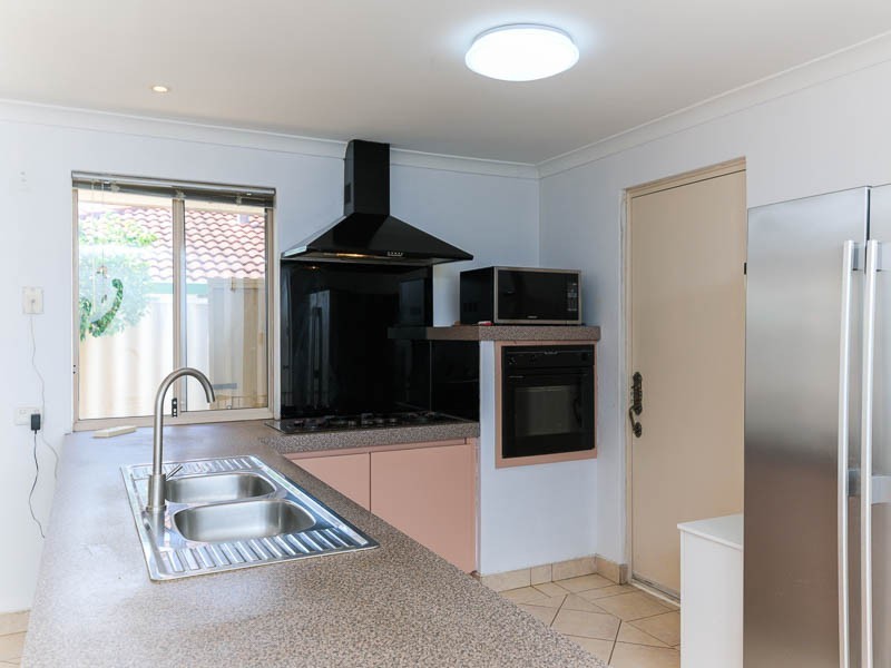 54 Veneta Circuit, Atwell WA 6164