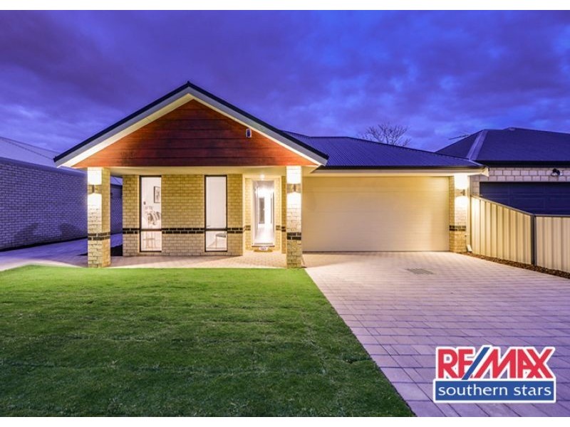 7a Barnsley Street, Queens Park WA 6107