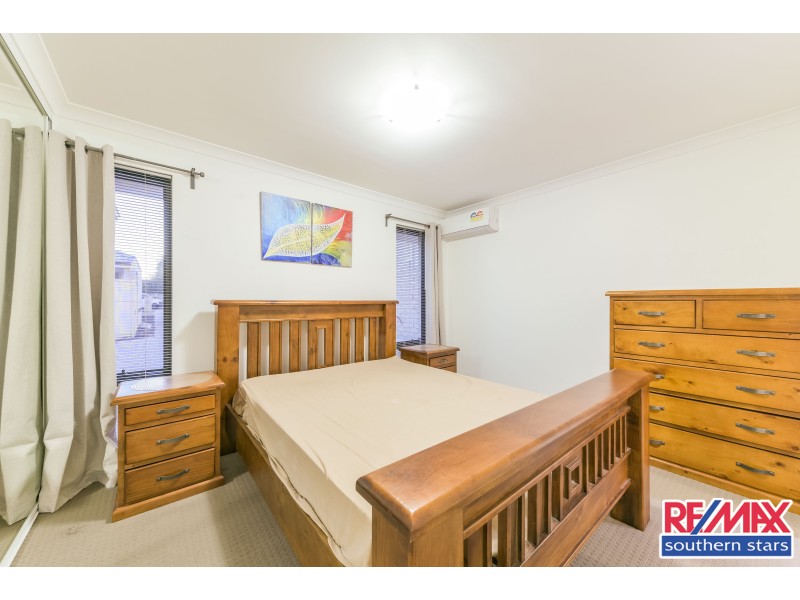 7b Barnsley Street, Queens Park WA 6107