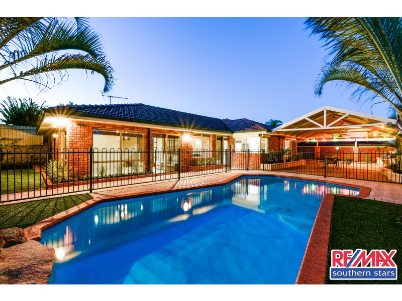 7 Sellen Court, Leeming WA 6149