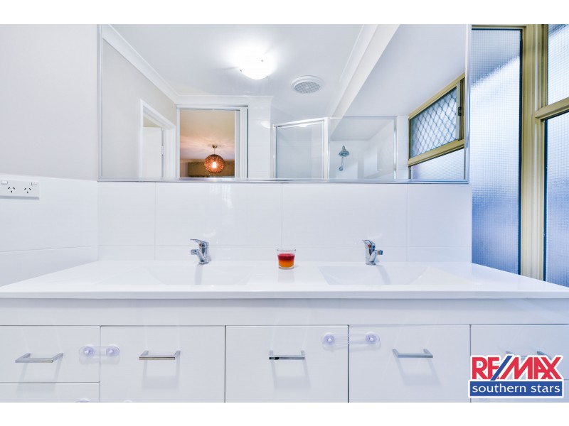 7 Sellen Court, Leeming WA 6149