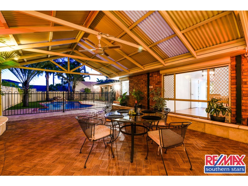 7 Sellen Court, Leeming WA 6149