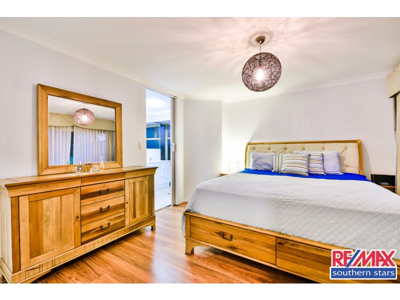 7 Sellen Court, Leeming WA 6149