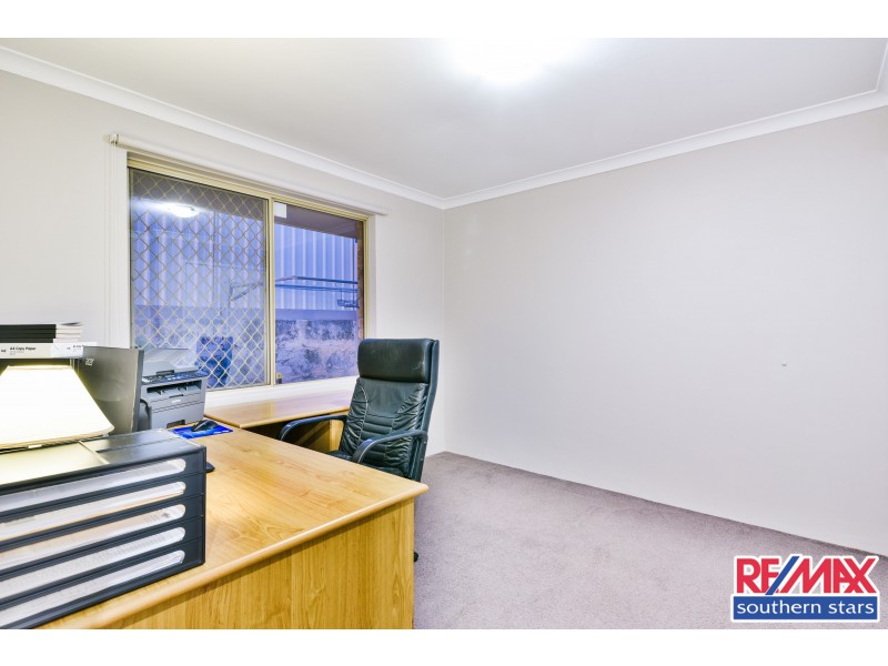 7 Sellen Court, Leeming WA 6149