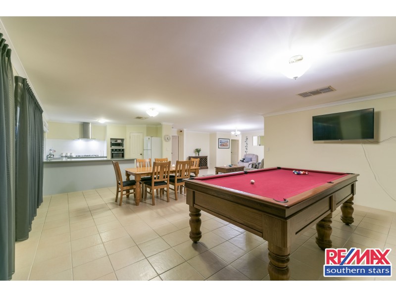2 Cornell Place, East Cannington WA 6107