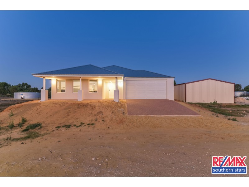 12 Florence Place, Oakford WA 6121