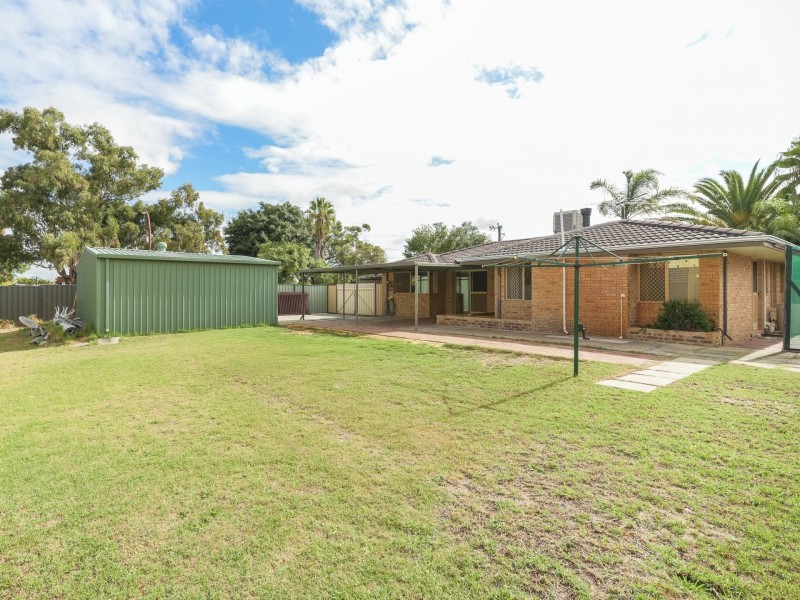 6A Lacey Street, Beckenham WA 6107