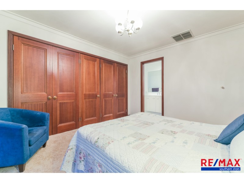 4 Brinton Close, East Cannington WA 6107