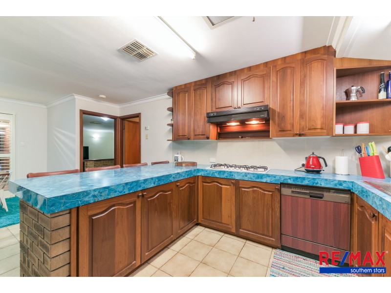 4 Brinton Close, East Cannington WA 6107