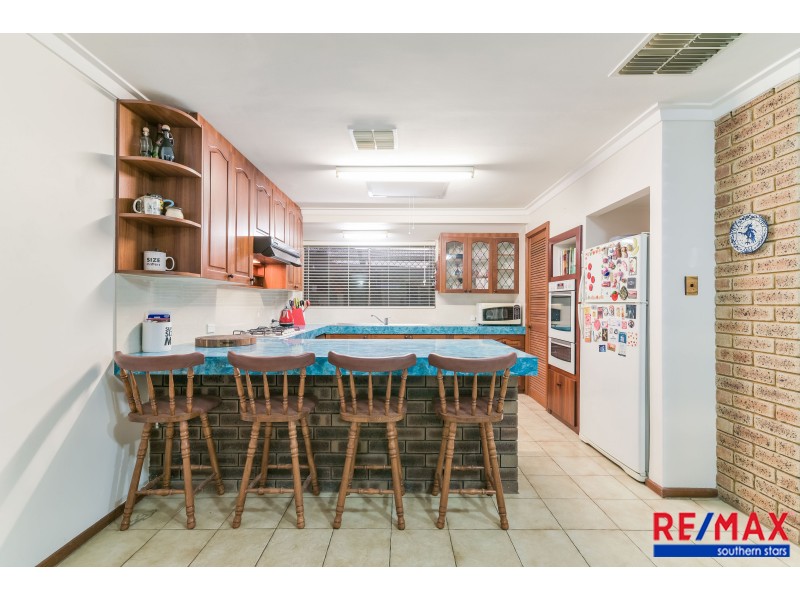 4 Brinton Close, East Cannington WA 6107