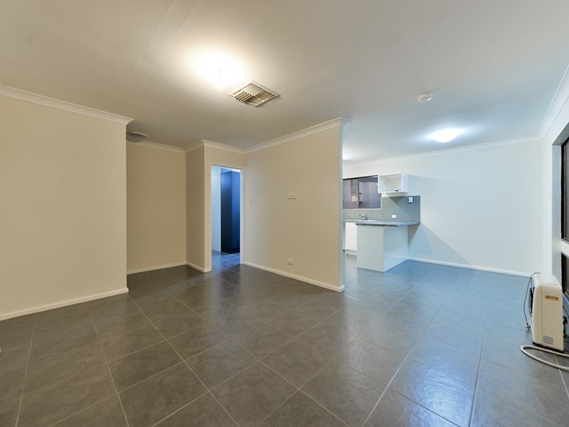 8 Gilchrist Street, Kenwick WA 6107