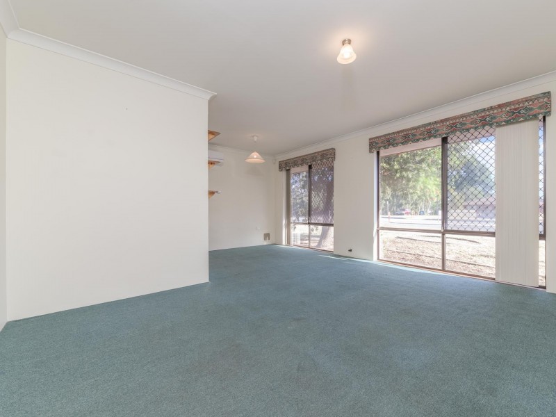 30b Bardwell Street, Thornlie WA 6108