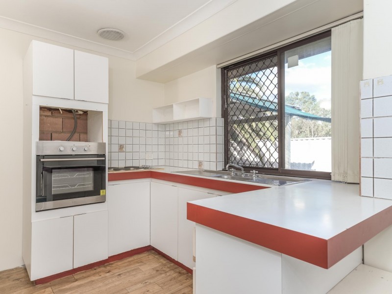 30b Bardwell Street, Thornlie WA 6108