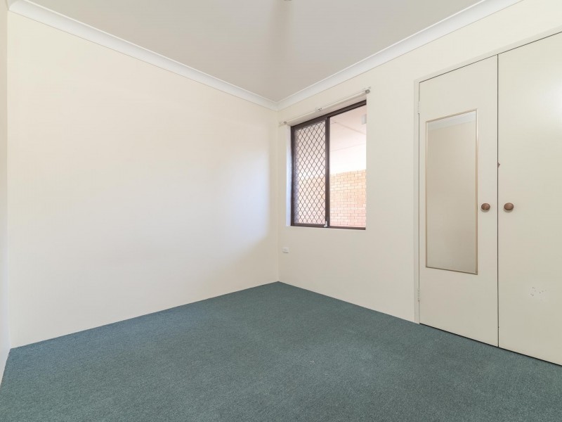 30b Bardwell Street, Thornlie WA 6108