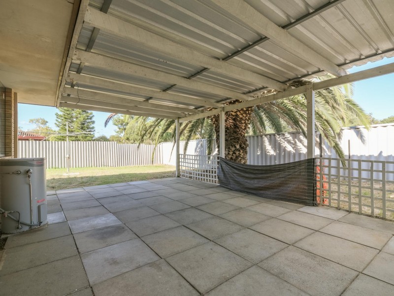 30b Bardwell Street, Thornlie WA 6108