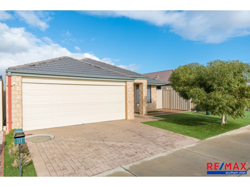31 Kooya Way, Wattle Grove WA 6107
