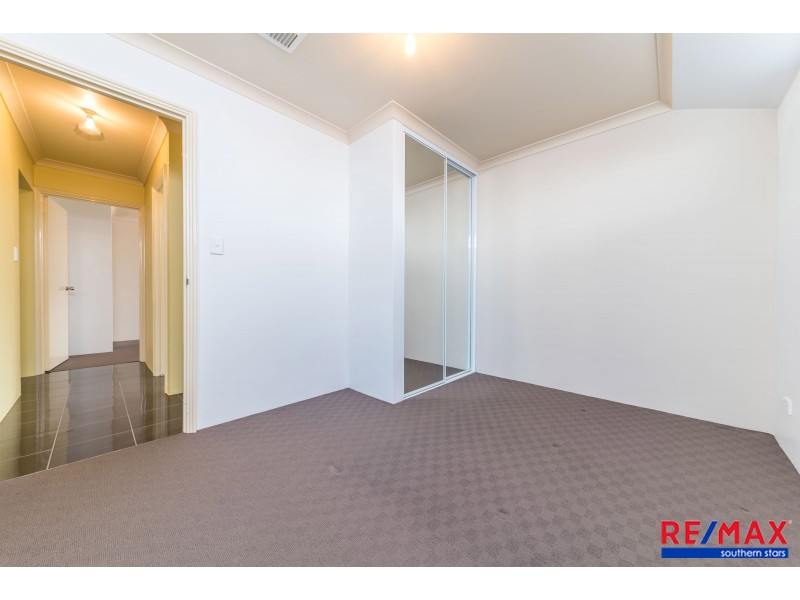 31 Kooya Way, Wattle Grove WA 6107